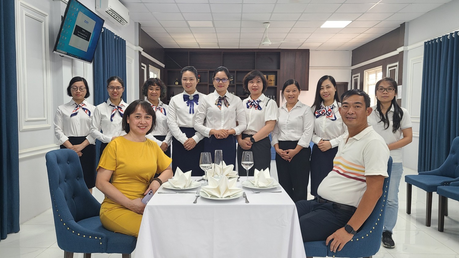 Kỹ thuật phục vụ ăn uống 3