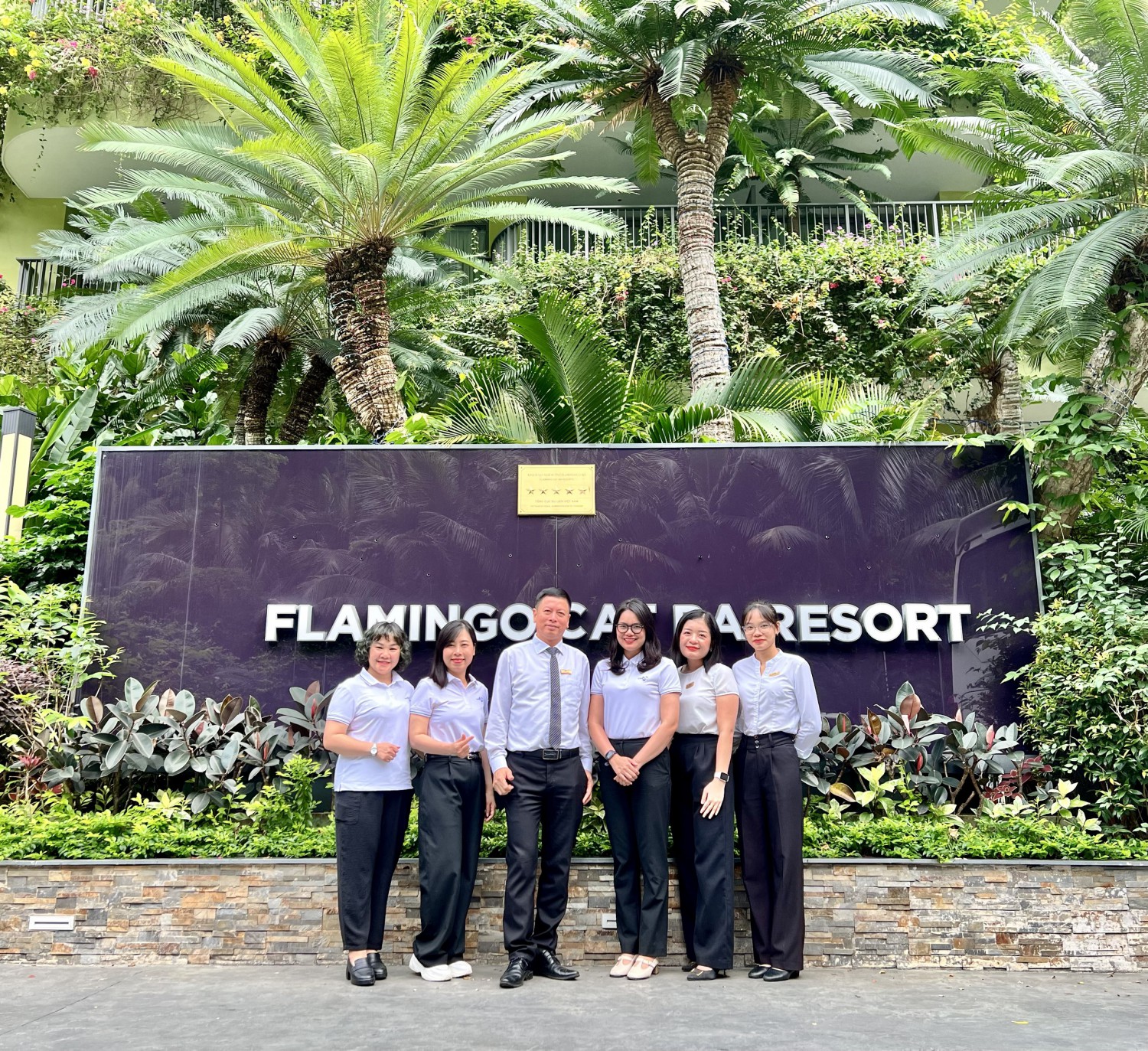 K15 thực tập tại Flamingo Cát Bà