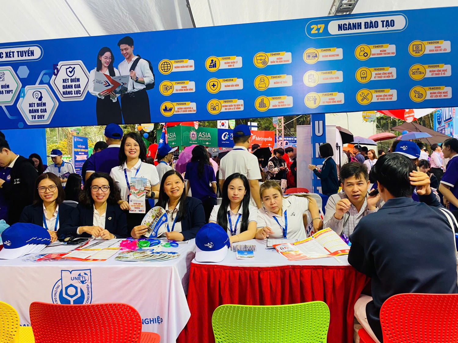 Truyền thông tuyển sinh 2026